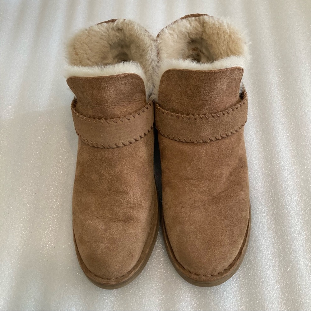 UGG Boots, Shoes, Slippers Women’s Size 7.5